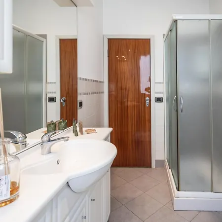 Casa Lisi - Marina Centro - 10 Min -2 Da Letto Rimini