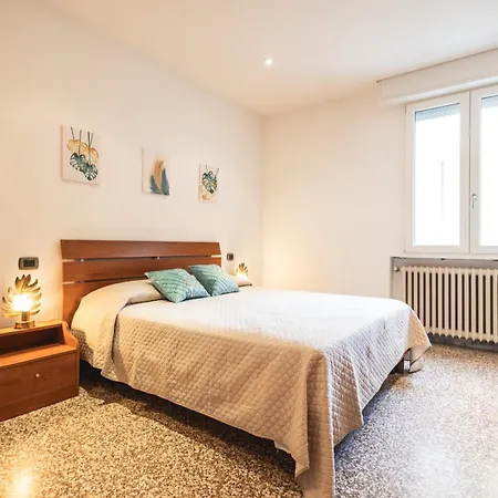 Casa Lisi - Marina Centro - 15 Min Fiera -100m2