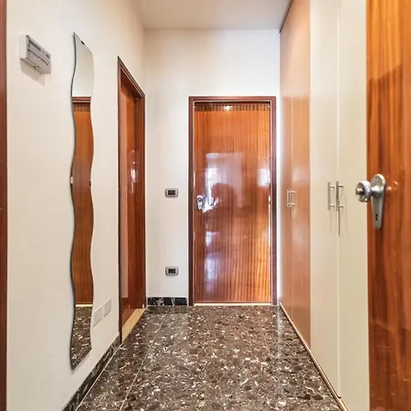 Casa Lisi - Marina Centro - 15 Min Fiera -100m2 アパート *