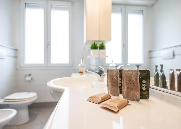 Lägenhet Casa Lisi - Marina Centro - 15 Min Fiera -100m2 *